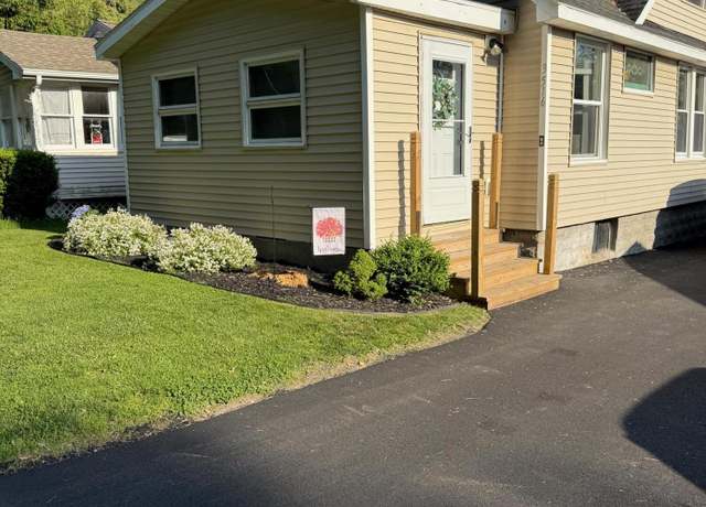 Property at 3516 Consaul Rd, Niskayuna, NY 12304, 2 beds, 1 bath