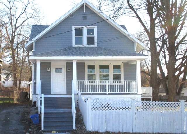 Property at 26 Northern Dr, Troy, NY 12182, 3 beds, 1.5 baths
