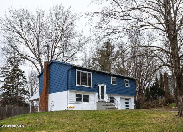 Property at 212 Deerfield Ct, Voorheesville, NY 12186, 4 beds, 2 baths