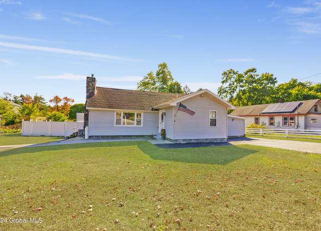 Property at 160 Sunnyside Rd, Queensbury, NY 12804, 4 beds, 2.5 baths