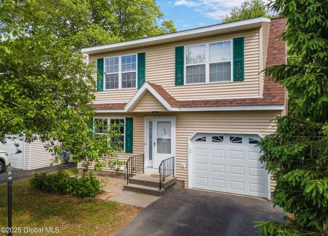 Property at 494 Chadwick Rd, Schenectady, NY 12304, 3 beds, 1.5 baths