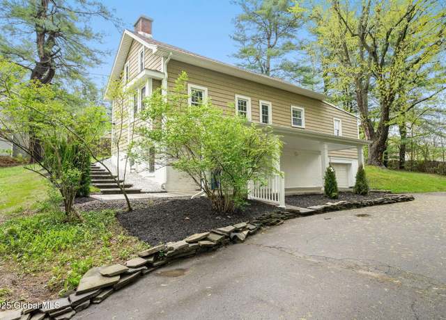 Property at 305 Mccormack Rd, Albany, NY 12208, 4 beds, 1 bath
