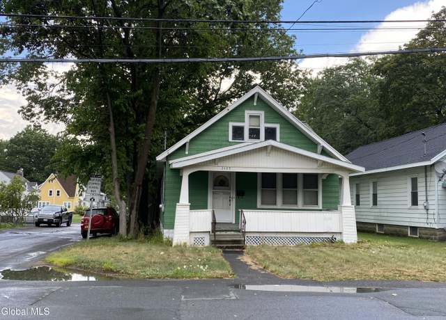 Property at 2103 Plum, Niskayuna, NY 12309, 2 beds, 1 bath