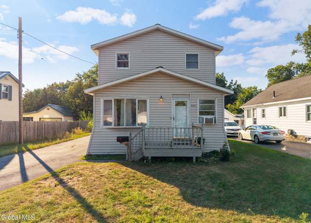 Property at 2501 Oaklawn Ave, Rotterdam, NY 12306, 3 beds, 2.5 baths