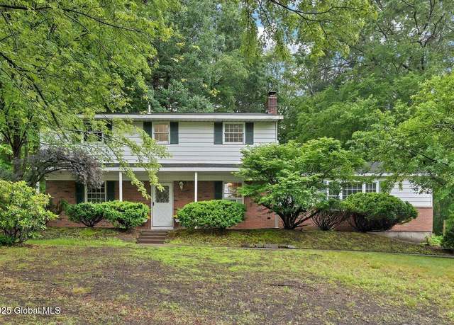 Property at 3 Whispering Hills Dr, Clifton Park, NY 12065, 5 beds, 2.5 baths