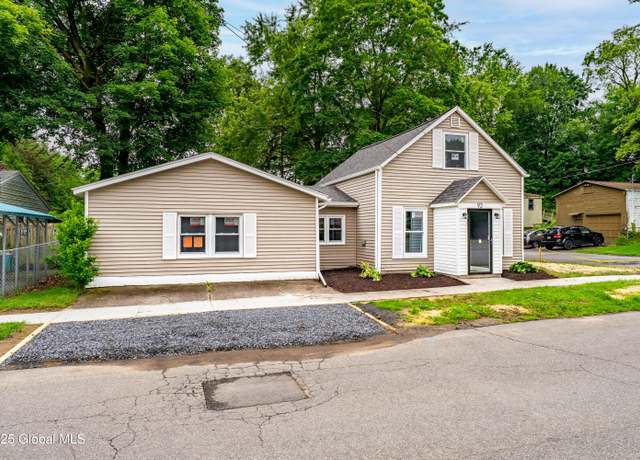 Property at 92 Central Ave, Rensselaer, NY 12144, 4 beds, 2 baths