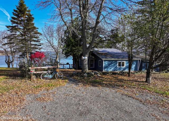 Property at 17 Old Port Way, Crown Point, NY 12928, 2 beds, 1 bath