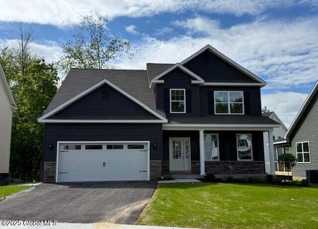 Property at 6 Aspen Dr, Ballston Lake, NY 12019, 3 beds, 2.5 baths