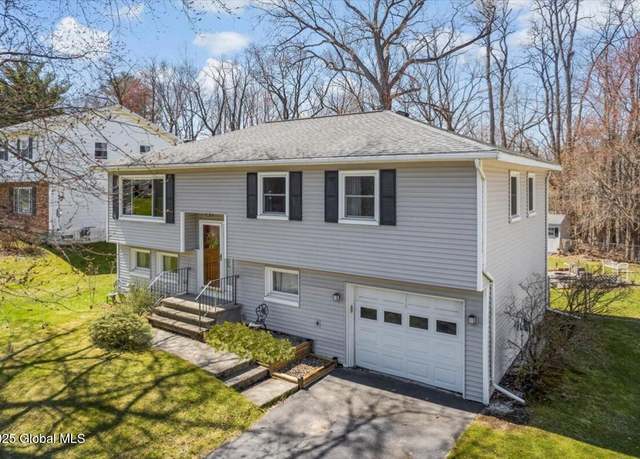 Property at 67 Fairlawn Dr, Latham, NY 12110, 3 beds, 1.5 baths