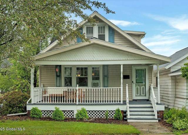 Property at 29 Cuthbert St, Schenectady, NY 12302, 3 beds, 2 baths