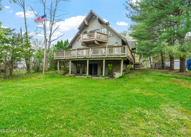 Property at 20 Zack Ln, Averill Park, NY 12018, 4 beds, 3 baths