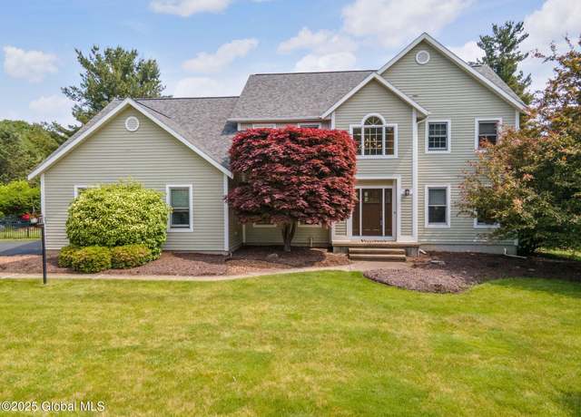 Property at 2525 Angelina Dr, Schenectady, NY 12309, 5 beds, 3.5 baths