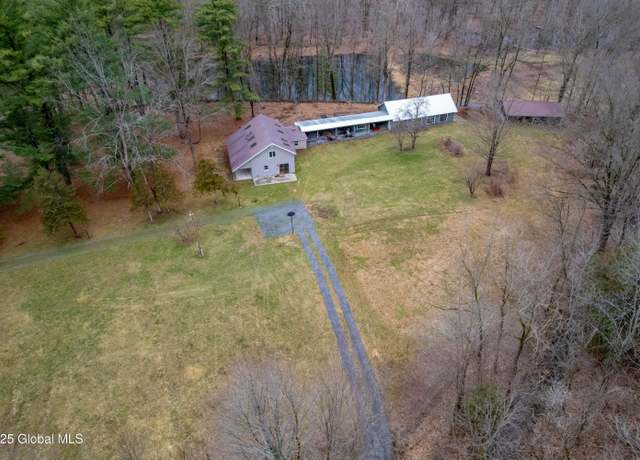 Property at 244 Lost Valley Rd, Amsterdam, NY 12010, 3 beds, 1.5 baths