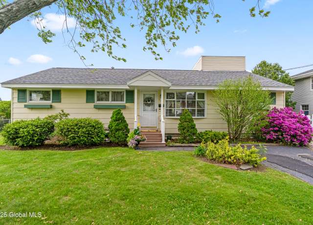 Property at 139 Delaware Ave, Troy, NY 12180, 4 beds, 2 baths