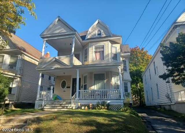 Property at 1046 Park Ave, Schenectady, NY 12308, 6 beds, 3 baths
