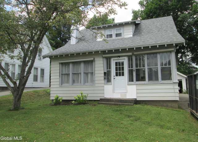 Property at 49 North Blvd, Gloversville, NY 12078, 3 beds, 1.5 baths