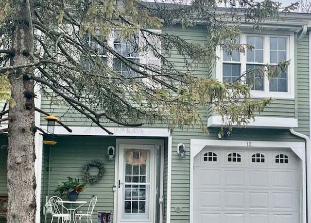 Property at 12 Stonehenge Sq, Cohoes, NY 12047, 2 beds, 1.5 baths