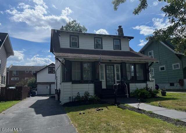 Property at 24 Tillinghast Ave, Menands, NY 12204, 3 beds, 1.5 baths