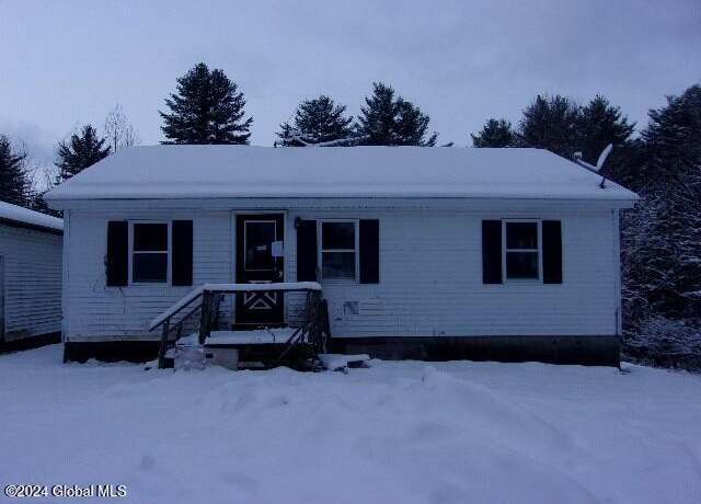 Property at 287 Fayville Rd, Galway, NY 12074, 2 beds, 1 bath