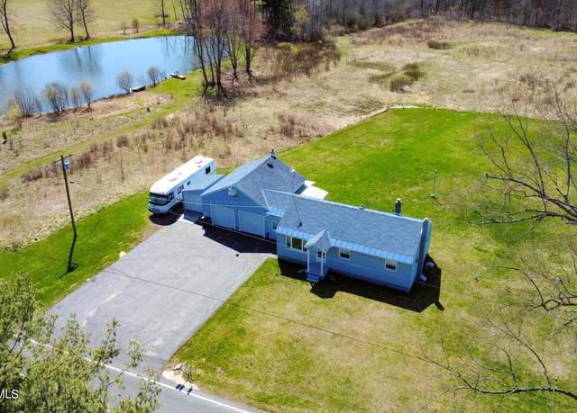 Property at 2229 Touareuna Rd, Amsterdam, NY 12010, 3 beds, 1 bath