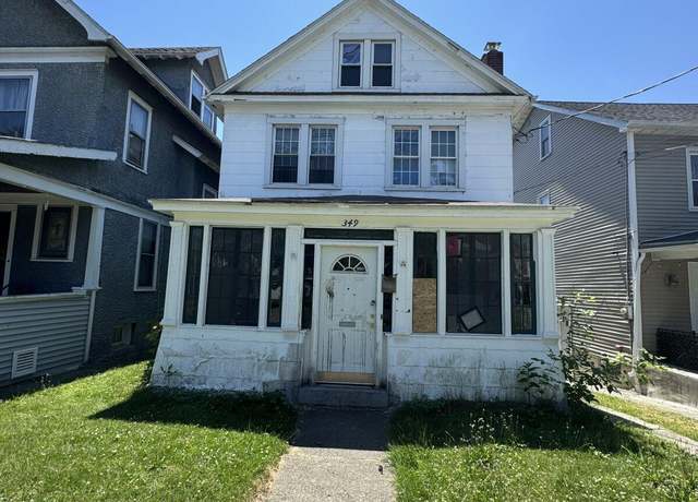 Property at 349 Manning Blvd, Albany, NY 12206, 4 beds, 1.5 baths