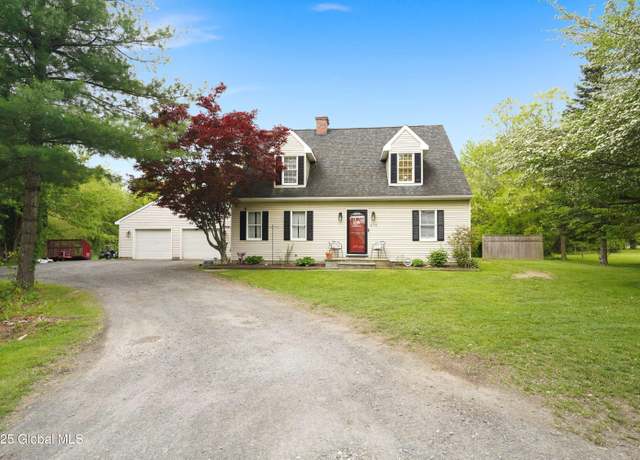Property at 270 Boght Rd, Watervliet, NY 12189, 4 beds, 2 baths