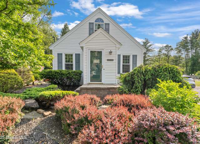 Property at 2400 Curry Rd, Schenectady, NY 12303, 3 beds, 1 bath