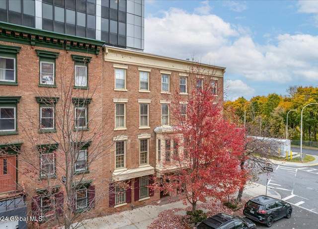 Property at 52 S Swan St Unit G, Albany, NY 12210, 1 bed, 1 bath