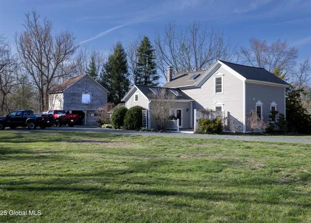 Property at 1144 Brookview Station Rd, Castleton, NY 12033, 4 beds, 2 baths