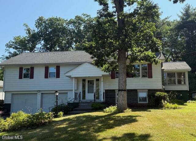Property at 20 Bruce Dr, Glenville, NY 12008, 3 beds, 2 baths