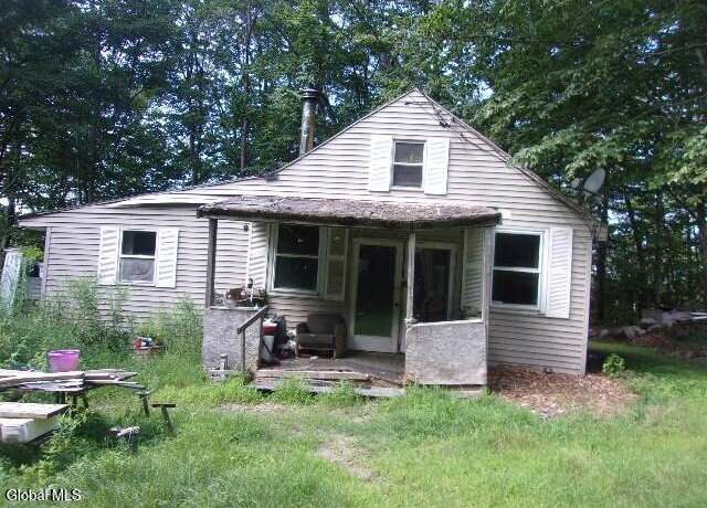 Property at 12 Delavan Ave, Middle Grove, NY 12850, 1 bed, 1 bath