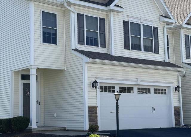 Property at 9 Andriana Ln, Albany, NY 12204, 3 beds, 2.5 baths