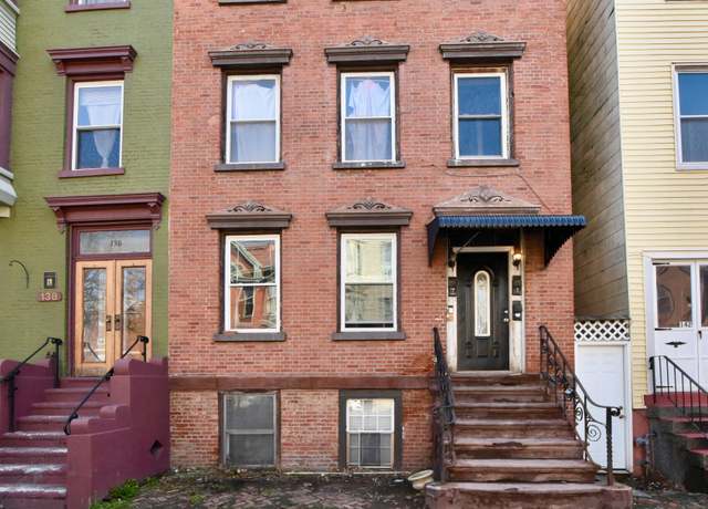Property at 140 3rd St, Troy, NY 12180, 5 beds, 4.5 baths