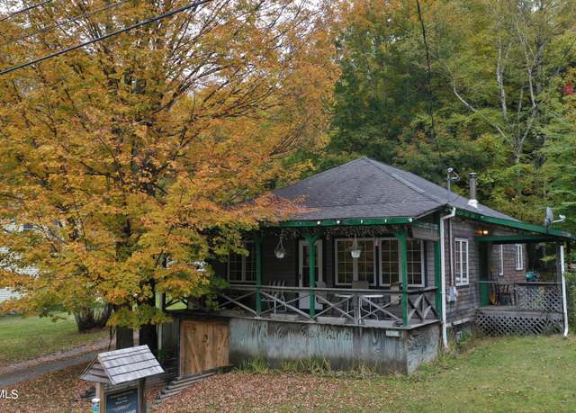Property at 2023 Lands End Rd, Huletts Landing, NY 12887, 2 beds, 1 bath
