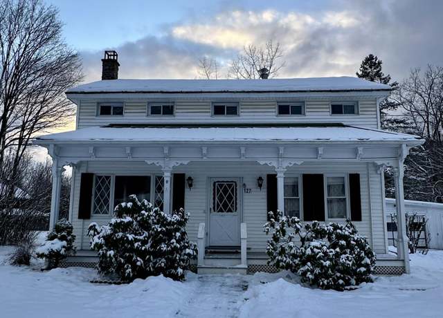 Property at 127 Walhalla Rd, Fulton, NY 12122, 5 beds, 1 bath