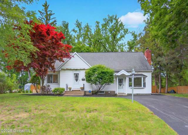 Property at 7 Velina Dr, Albany, NY 12203, 5 beds, 2 baths