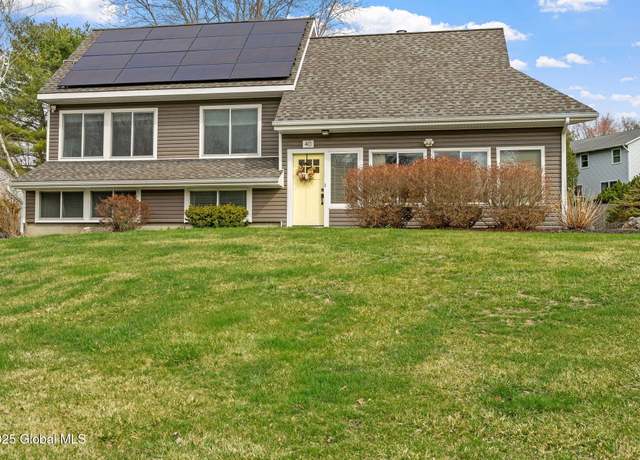 Property at 40 Meadow Ln, Albany, NY 12208, 4 beds, 3 baths