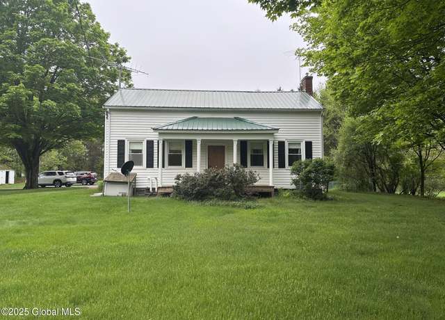 Property at 1004 Hatlee Rd, Ballston Lake, NY 12019, 4 beds, 2 baths