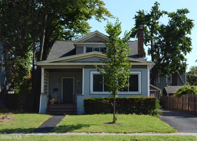 Property at 1009 Washington Ave, Albany, NY 12206, 4 beds, 2 baths