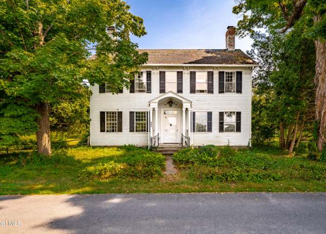 Property at 174 N River Rd, Fort Edward, NY 12828, 5 beds, 3.5 baths