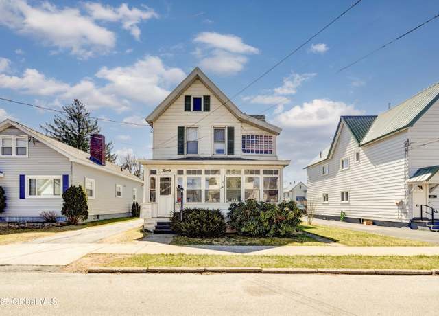 Property at 20 Franklin St, Gloversville, NY 12078, 4 beds, 2 baths
