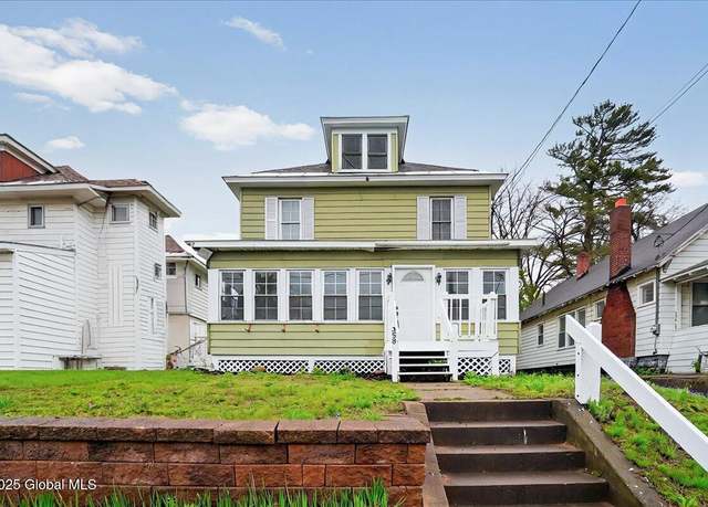 Property at 358 Mohawk Ave, Schenectady, NY 12302, 3 beds, 1.5 baths