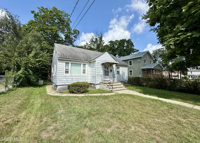 Property at 2427 Avenue A Ext, Schenectady, NY 12308, 3 beds, 1 bath