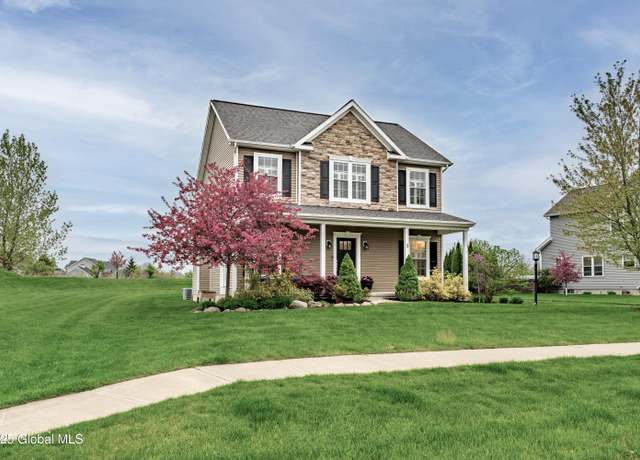 Property at 3 Willis Way, Ballston Spa, NY 12020, 3 beds, 3.5 baths