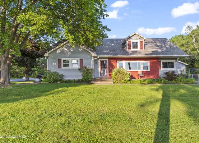 Property at 399 Closson Rd, Glenville, NY 12302, 5 beds, 2 baths