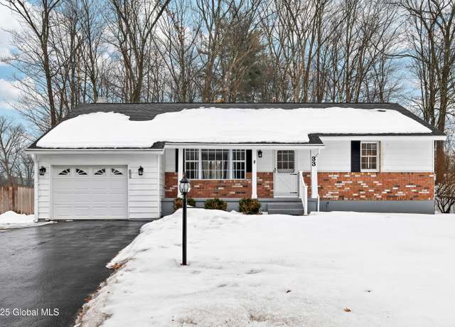 Property at 33 Karista Spring Dr, Saratoga Springs, NY 12866, 3 beds, 2 baths