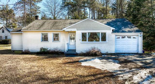 Photo of 8 Maple Ave, Cambridge, NY 12816