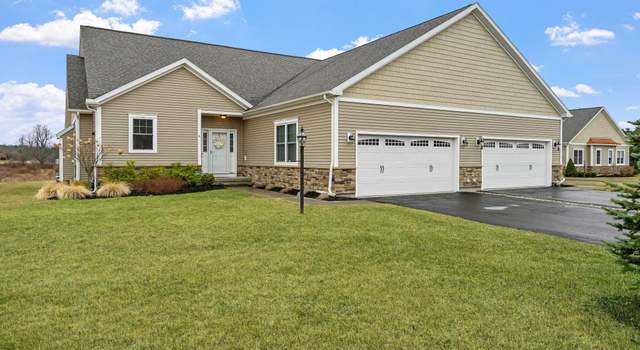 Photo of 6 Elena Ct, Mechanicville, NY 12118