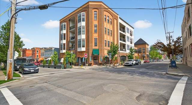 Photo of 55 Phila St #202, Saratoga Springs, NY 12866