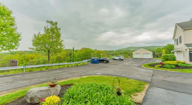 Photo of 207 N Ridge Ests, Troy, NY 12182